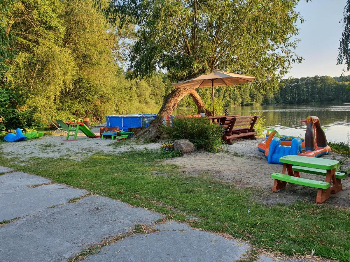 Agroturystyka "Jezioranka" Unichowo Extérieur photo